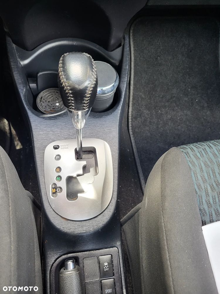 Toyota Yaris 1.33 VVT-i Multidrive S Club - 11