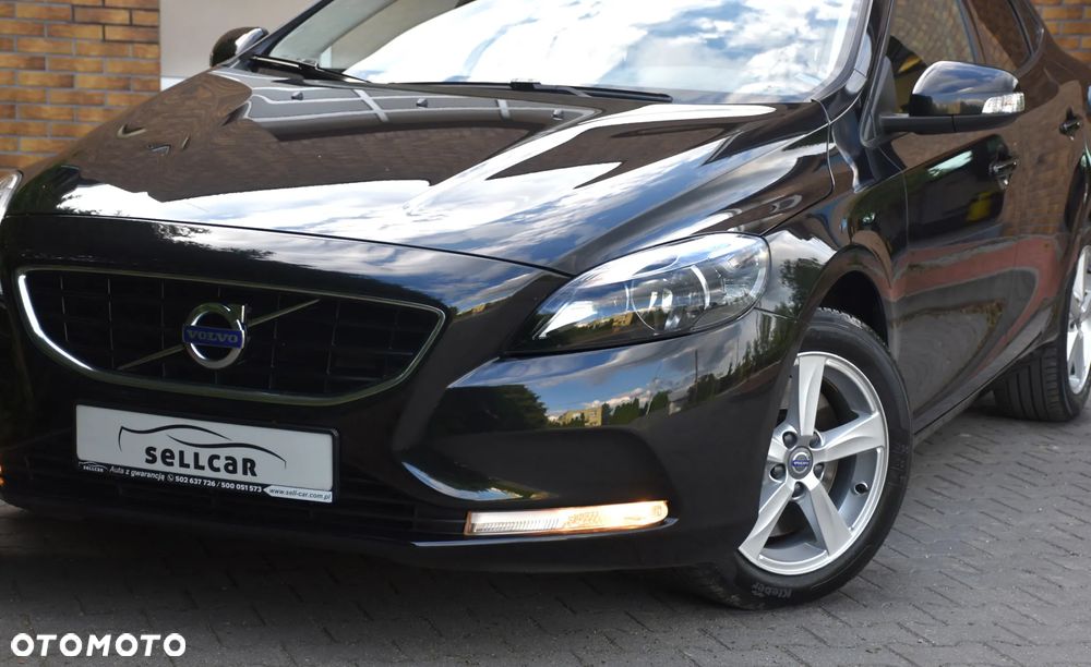 Volvo V40 D3 - 32