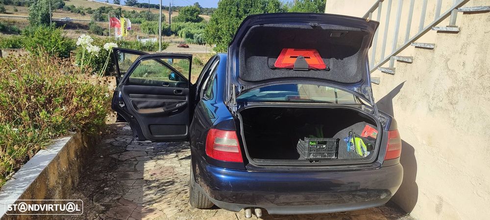 Audi A4 1.9 TDI Sport - 13