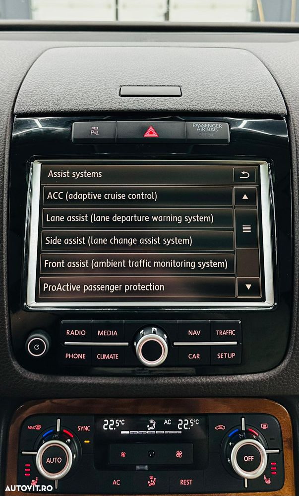 Volkswagen Touareg 3.0 V6 TDI Blue Motion DPF Automatik Exclusive - 25