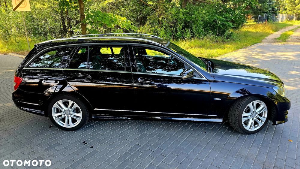 Mercedes-Benz Klasa C 250 CDI 4Matic 7G-TRONIC Avantgarde Edition - 2