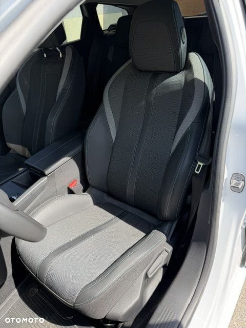 Peugeot 308 1.2 PureTech Allure S&S EAT8 - 16
