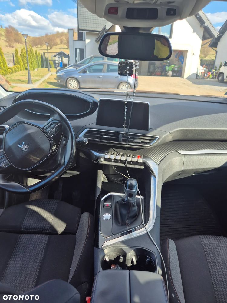 Peugeot 3008 - 10
