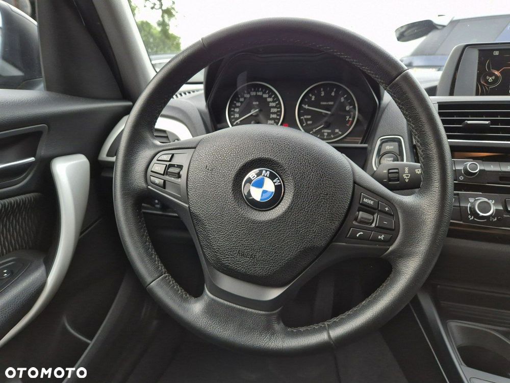 BMW Seria 1 118i Advantage - 23