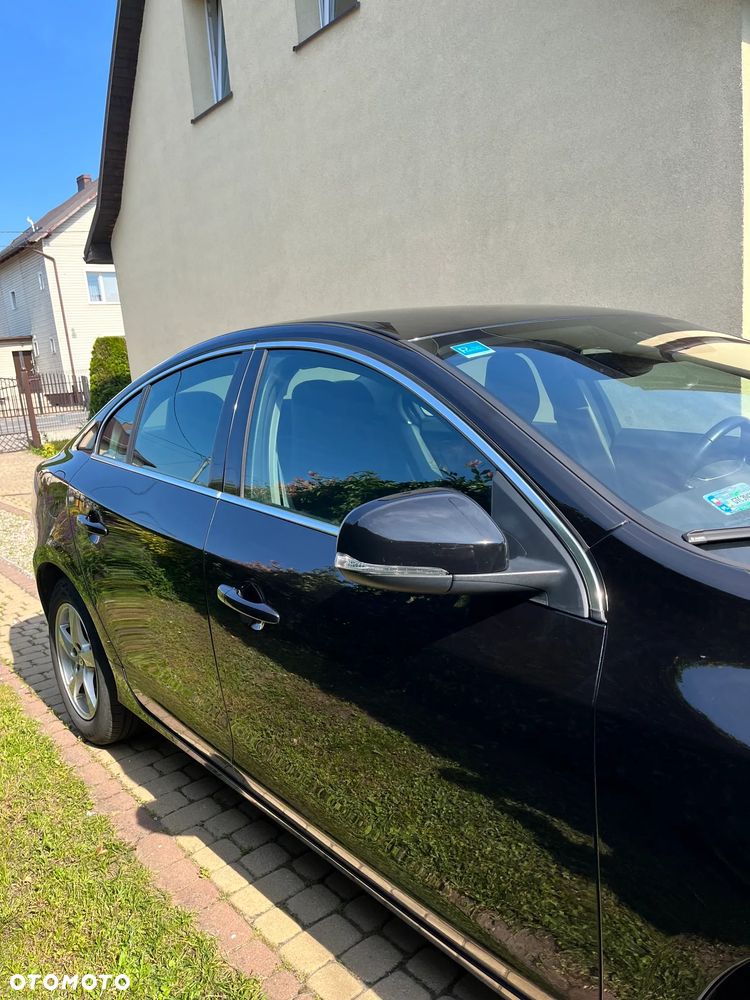 Volvo S60 D4 Drive-E Momentum - 3