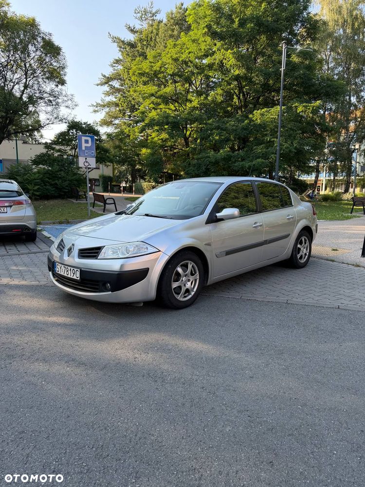 Renault Megane 1.5 dCi Confort Dynamique - 4