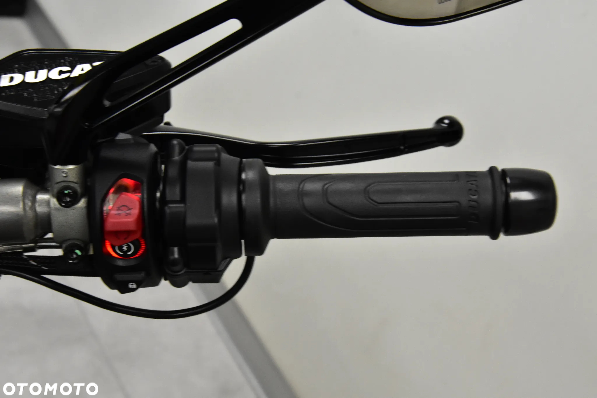 Ducati Diavel - 24