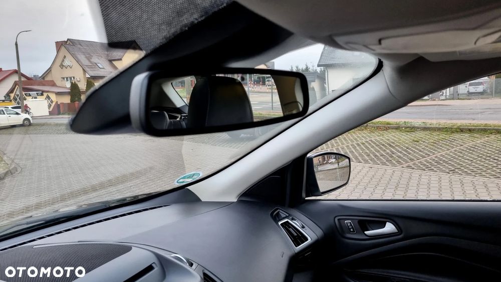 Ford Kuga 2.0 TDCi 4x4 Titanium - 36