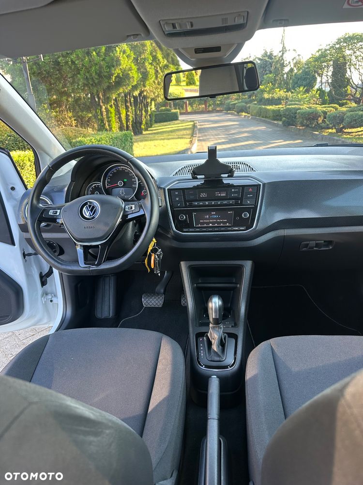Volkswagen up! - 13