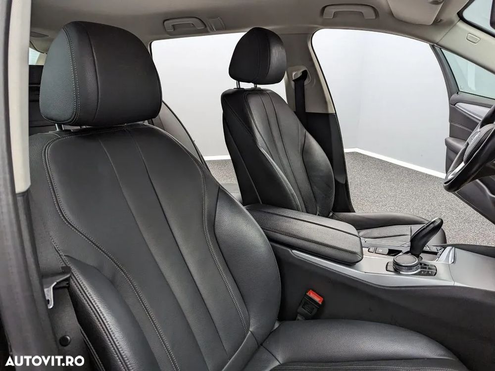 BMW Seria 5 530i AT - 17