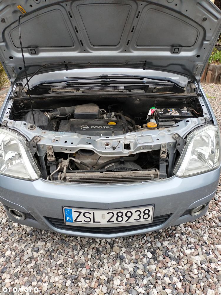 Opel Meriva - 8