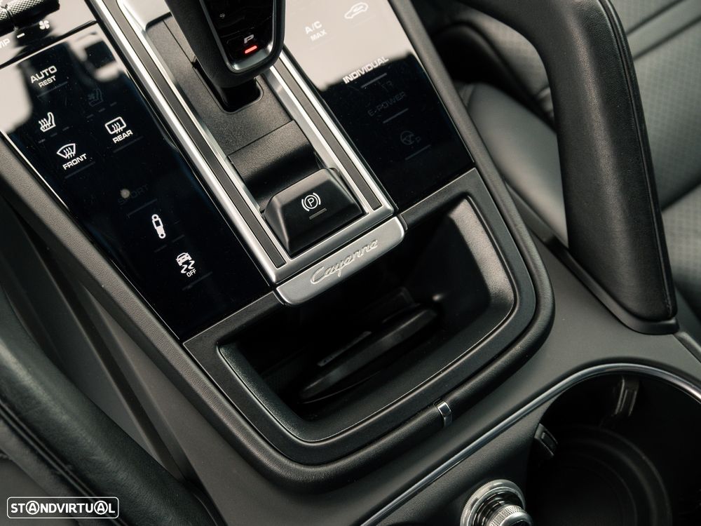 Porsche Cayenne E-Hybrid Tiptronic S - 35