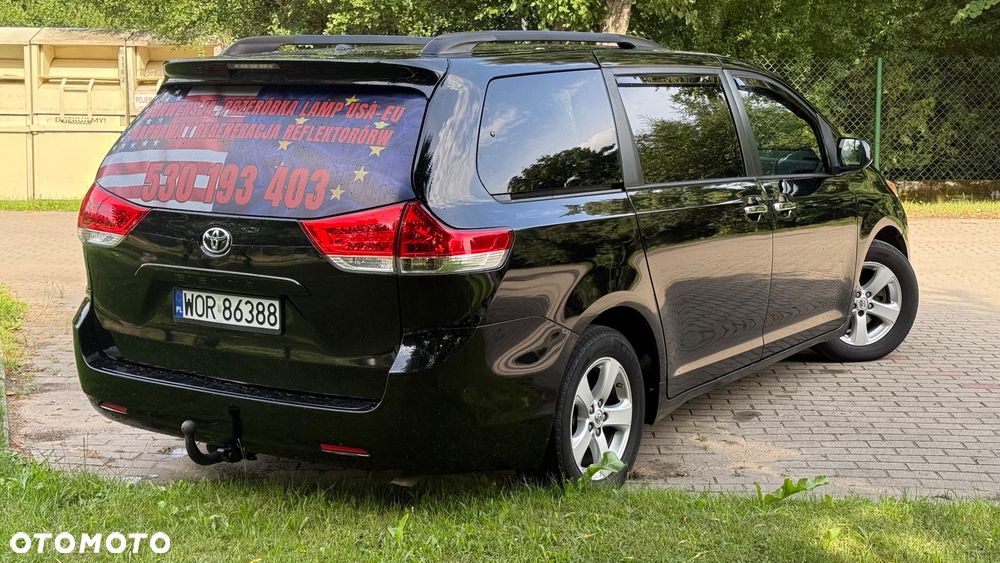 Toyota Sienna 3.5 V6 - 9