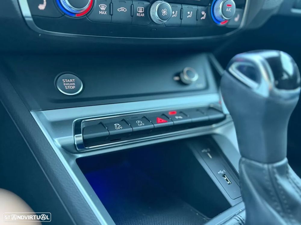 Audi Q3 TFSI SE Business S tronic - 15