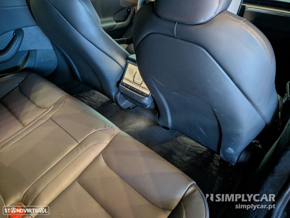 Tesla Model S Plaid AWD - 11