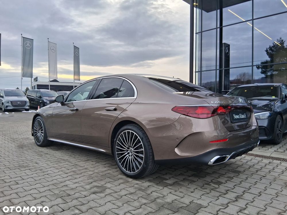 Mercedes-Benz Klasa E 220 d mHEV 4-Matic AMG 9G-Tronic - 3