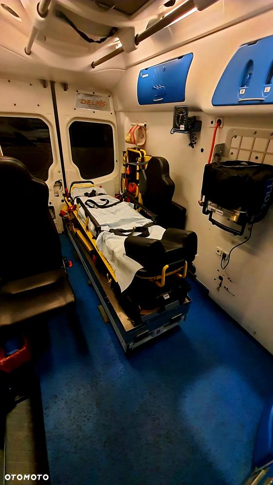Mercedes-Benz Sprinter - 6