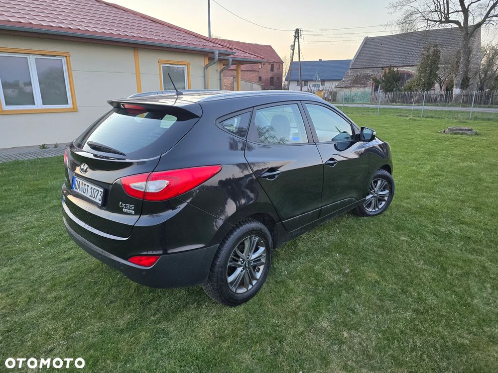Hyundai ix35 1.7 CRDi 2WD Fifa World Cup Edition - 5