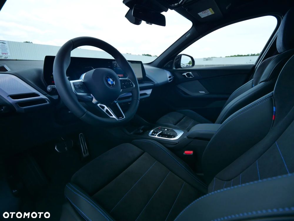 BMW Seria 1 123 mHEV xDrive - 29