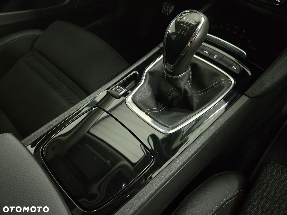 Opel Insignia 2.0 Ultimate Exclusive - 28