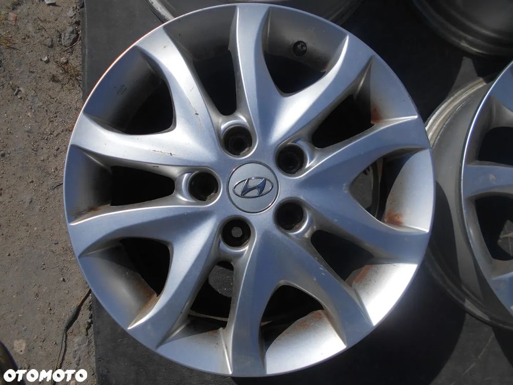 HYUNDAI I30 1.6 CRDI D4FB 128 KM 8U714691 CW KOMBI KOD LAKIERU 9F SILNIK SKRZYNIA  BIEGOW MASKA TURBO DZWI WTRYSKI ZDERZAK LAMPY ZAWIESZENIE ZBIORNIK BAK WSPOMAGANIE ELEKTRYCZNE LUSTERKA - 37