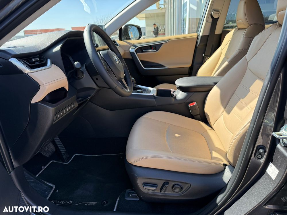 Toyota RAV4 2.5 VVT-iE 4x4 Luxury - 13