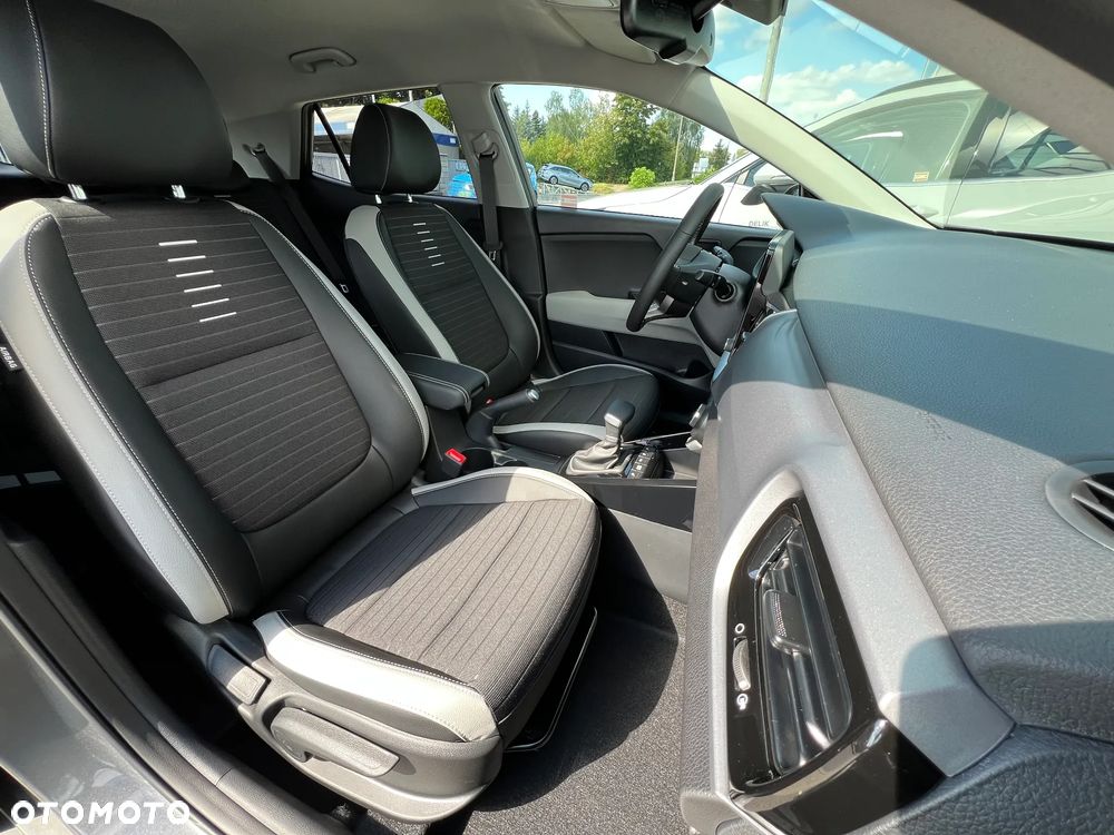 Kia Stonic 1.0 T-GDI L Business Line DCT - 32