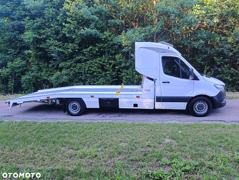 Mercedes-Benz SPRINTER - 8
