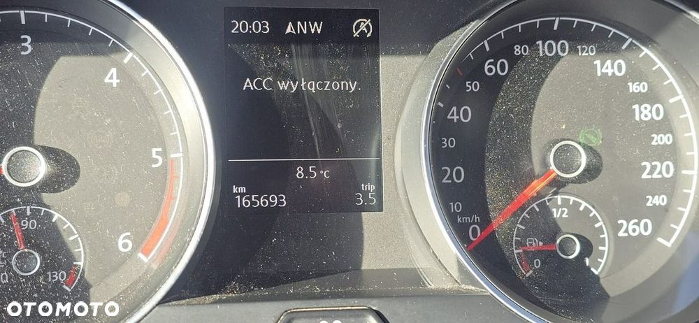Volkswagen Golf - 12