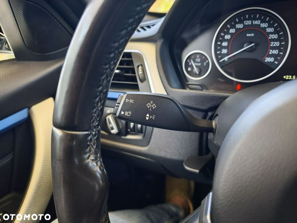 BMW Seria 3 - 39