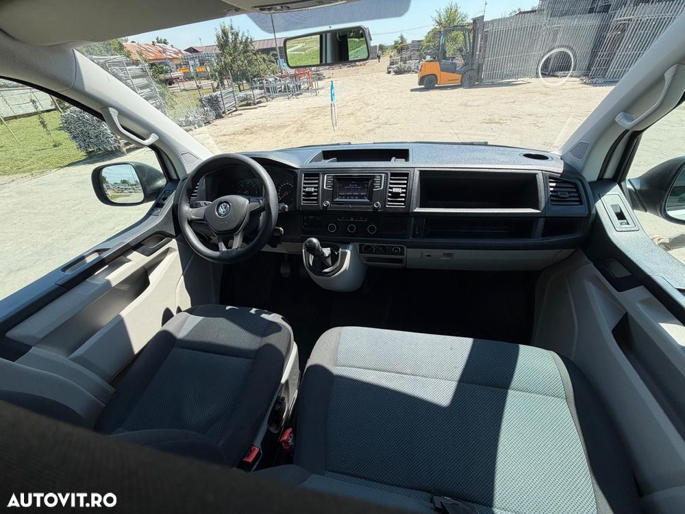 Volkswagen Multivan - 15
