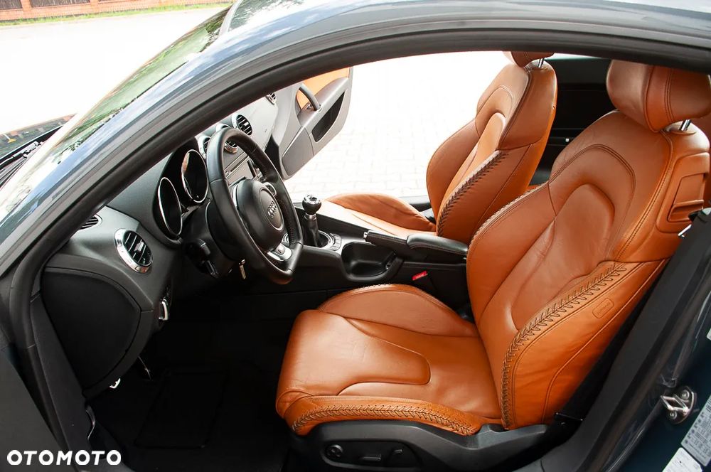 Audi TT Coupé 2.0 TDI quattro - 25