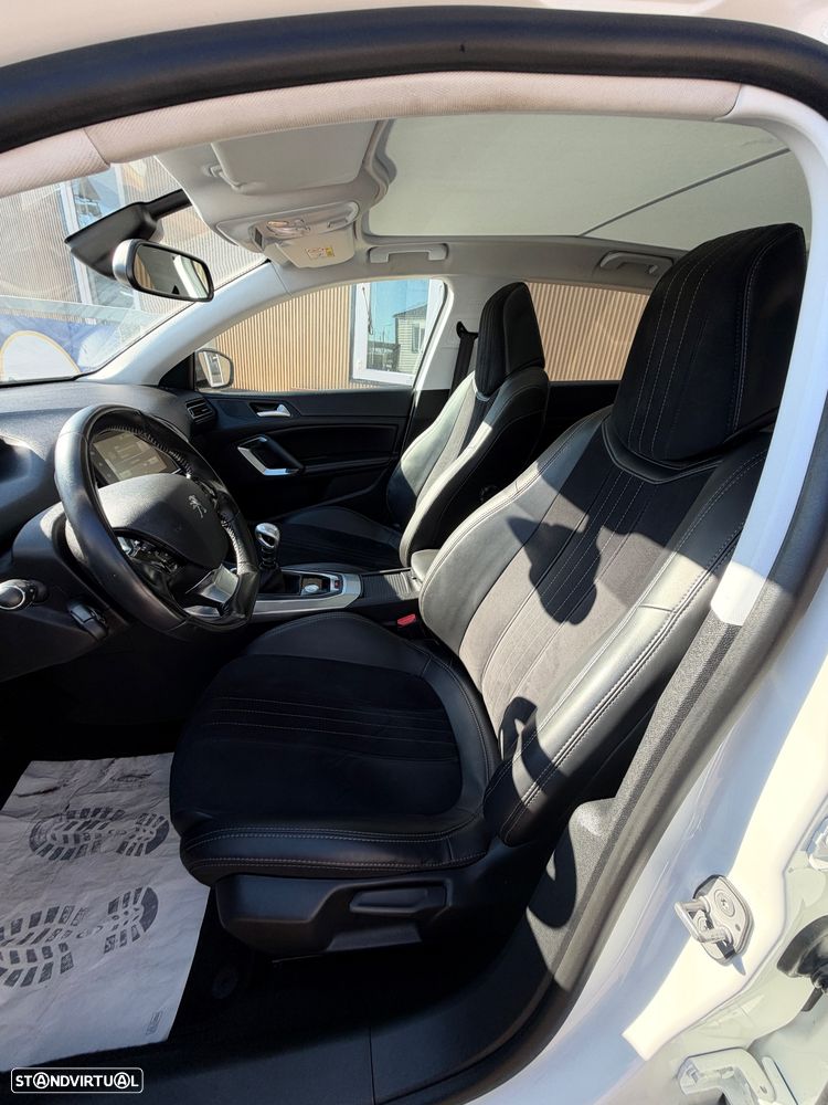 Peugeot 308 1.6 BlueHDi Allure J18 - 16