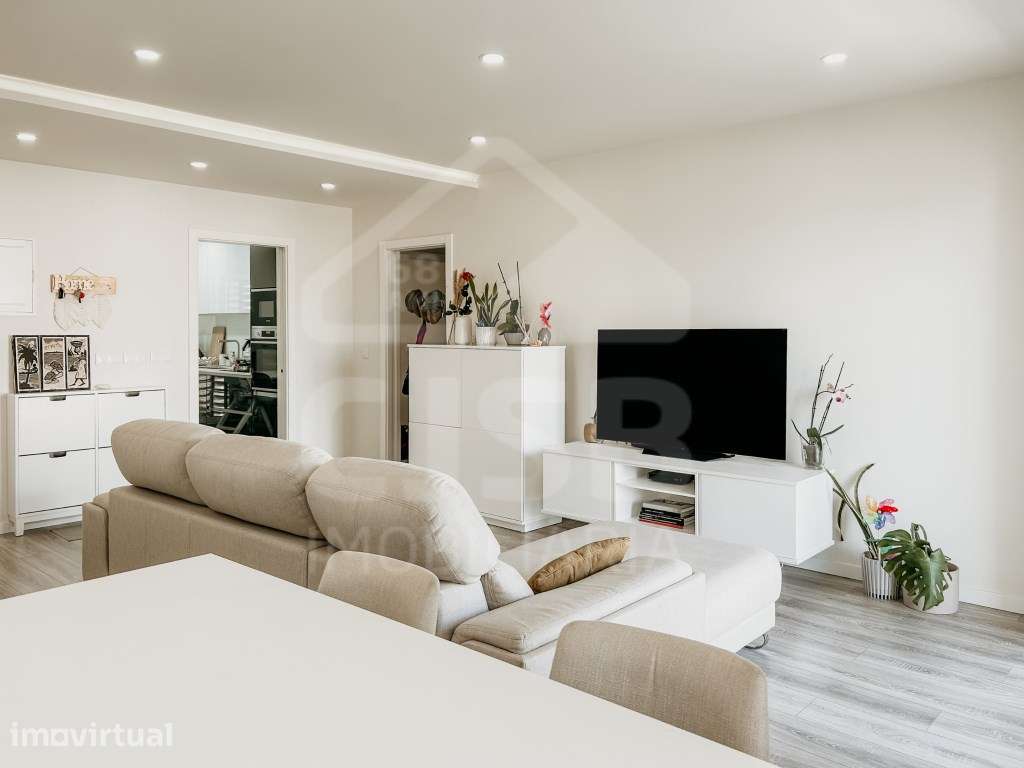 Apartamento T2 Torre da Marinha - Grande imagem: 3/31