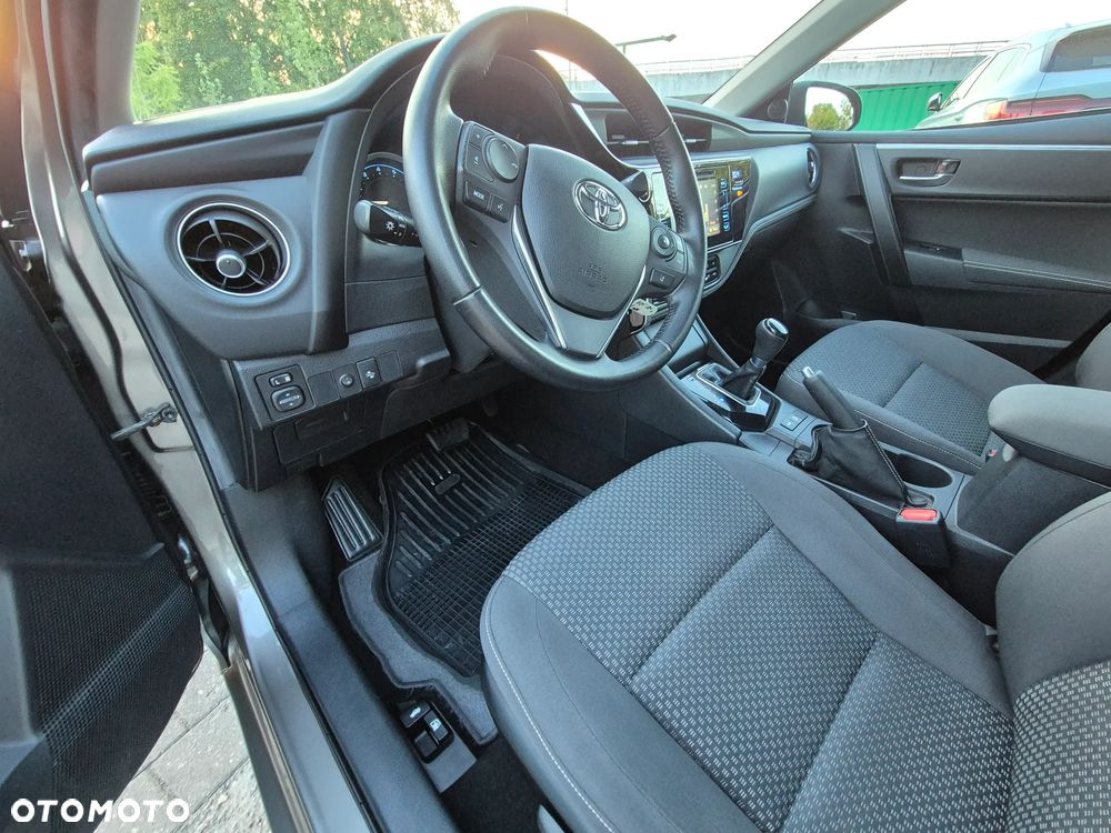 Toyota Corolla - 15
