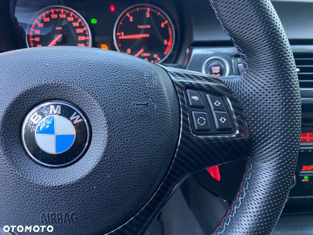 BMW Seria 3 318d DPF Edition Exclusive - 28