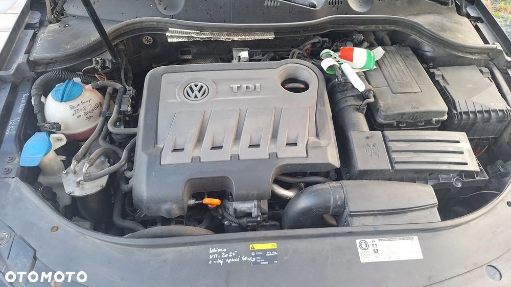 Volkswagen Passat 2.0 TDI Highline DSG - 13