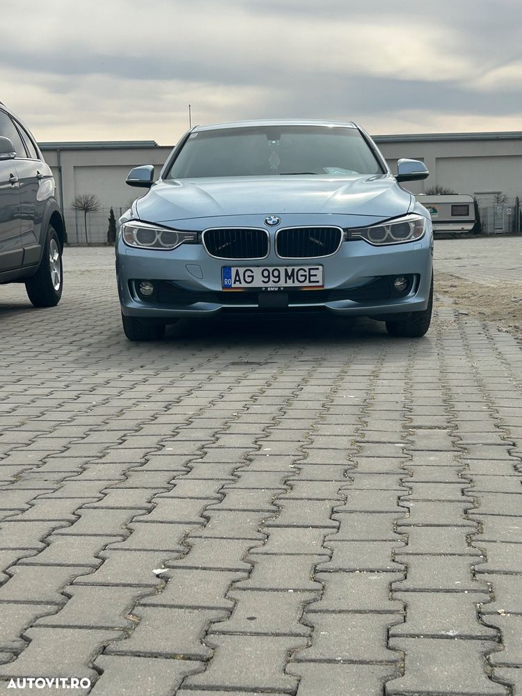 BMW Seria 3 320d Aut. Efficient Dynamics Edition Blue Perf. - 1