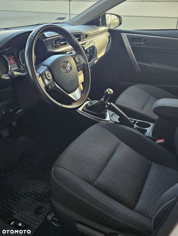 Toyota Corolla 1.6 Premium EU6 - 6