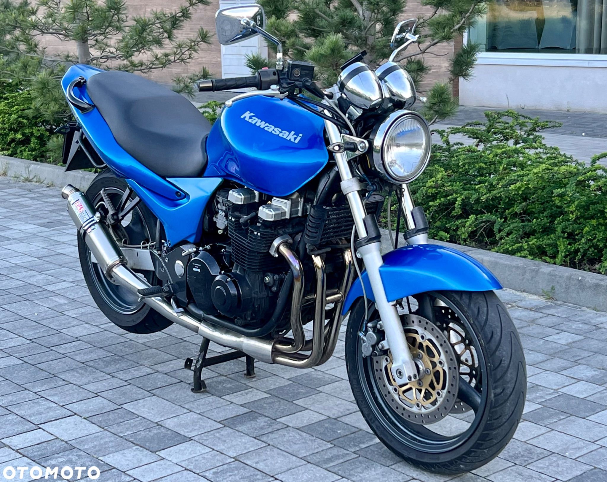 Kawasaki ZR - 1