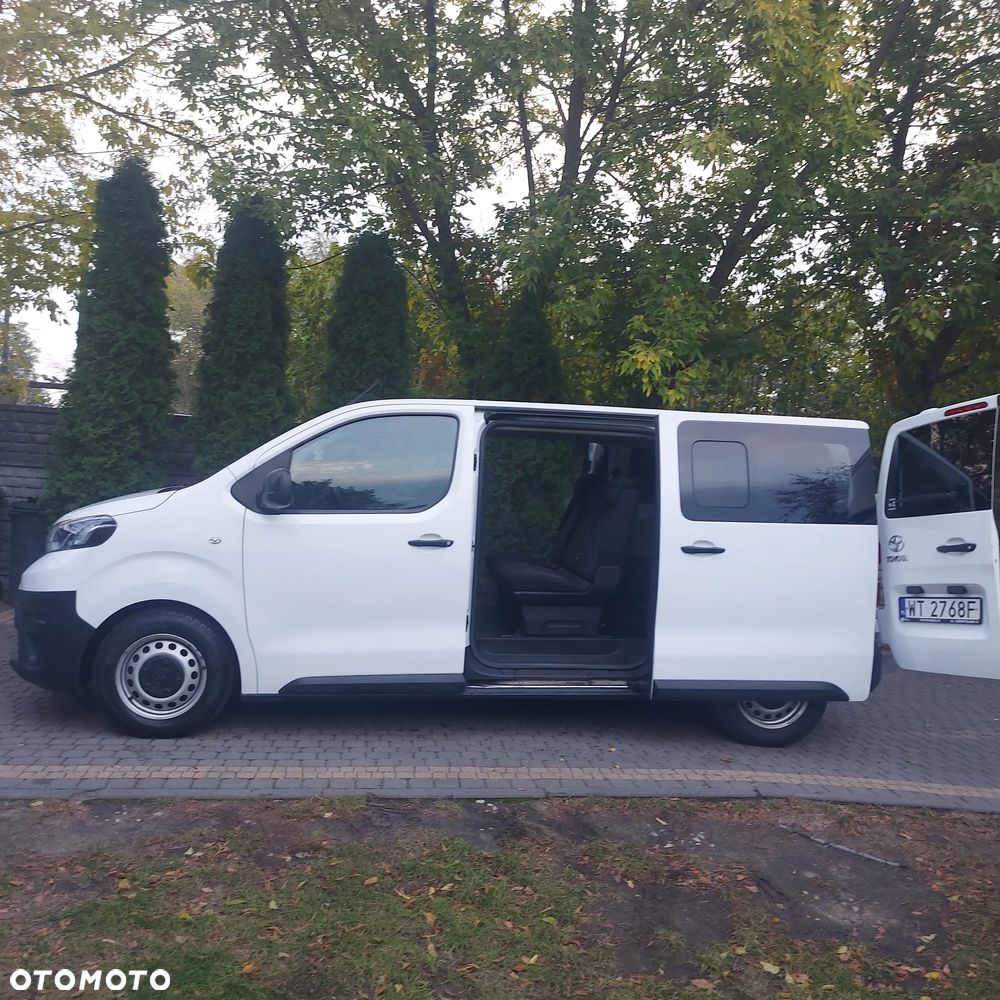 Toyota ProAce Kombi 1.5 D-4D Compact 2,6t - 16