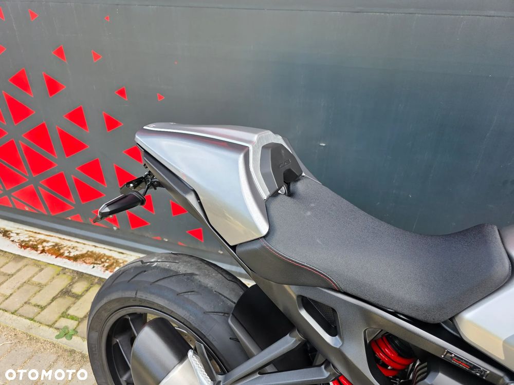 Honda CB - 20