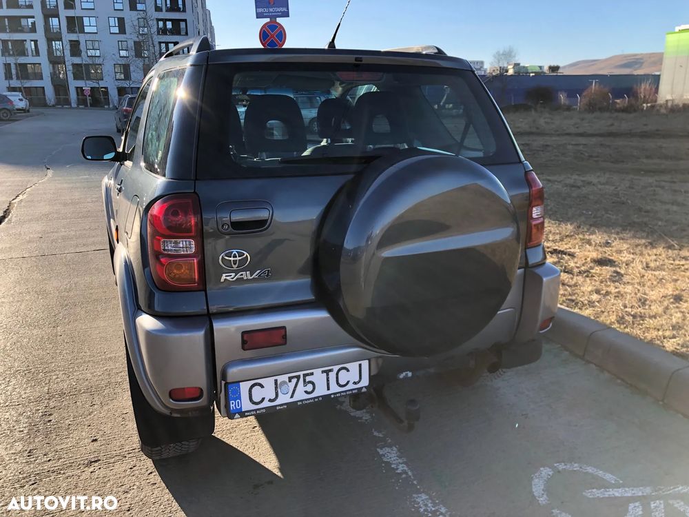 Toyota RAV4 D-4D 4x4 Executive - 16