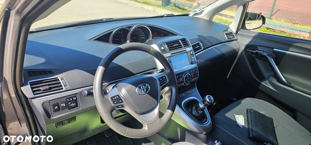 Toyota Verso 1.6 D-4D 7-Sitzer Start/Stop Skyview Edition - 8