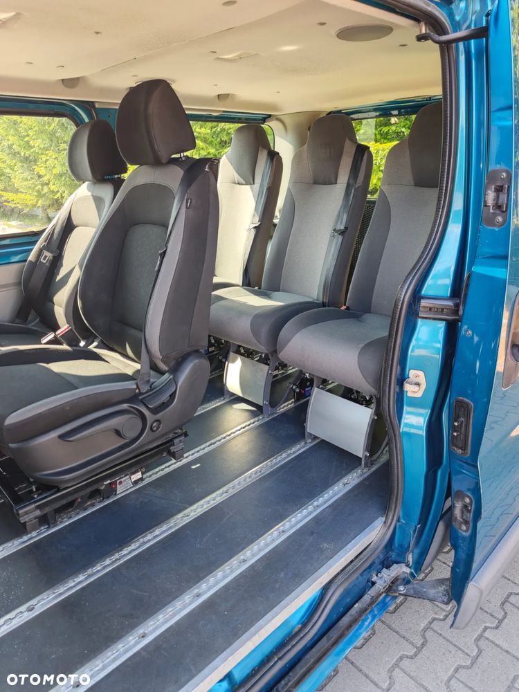 Renault Trafic Grand Passenger Privilège - 23