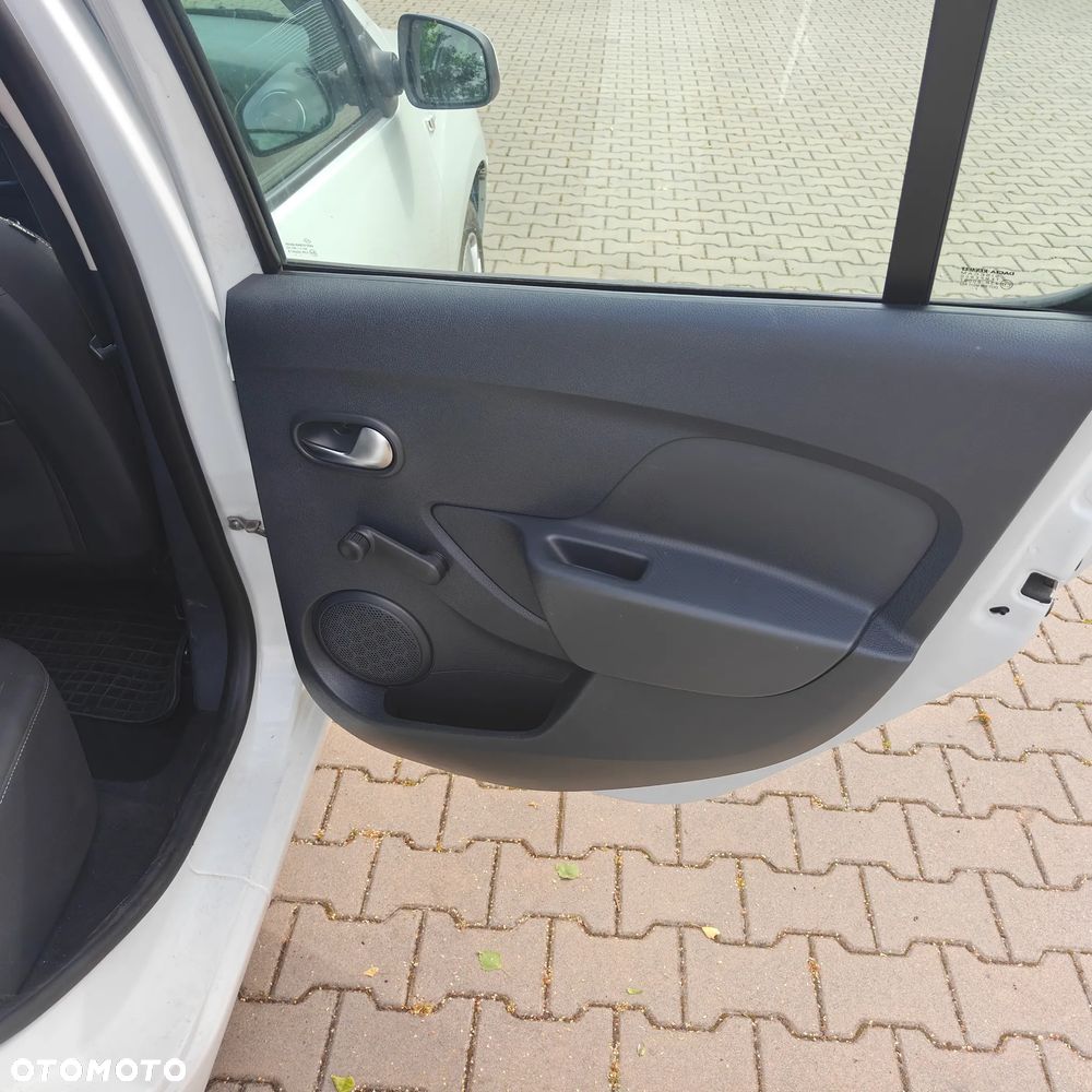 Dacia Sandero 1.5 dCi Laureate - 19