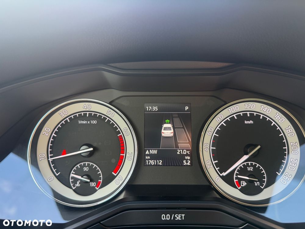 Skoda Superb 2.0 TSI 4x4 L&K DSG - 14