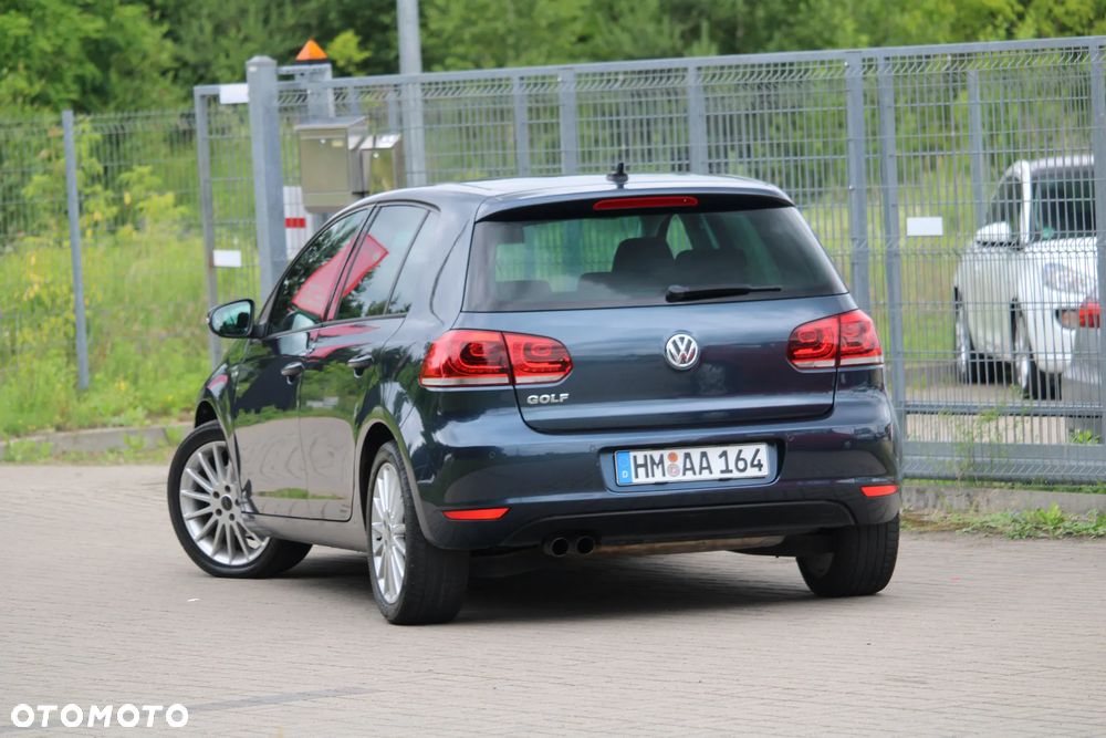 Volkswagen Golf 2.0 TDI DPF MATCH - 13