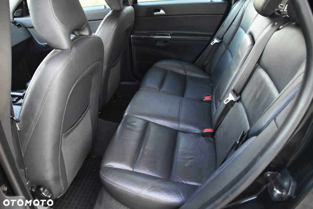 Volvo V50 T5 AWD RDesign - 8