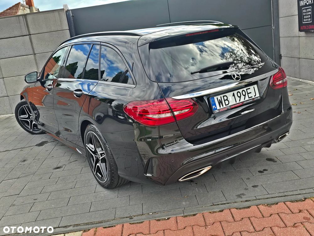 Mercedes-Benz Klasa C 300 4Matic 9G-TRONIC Night Edition - 7